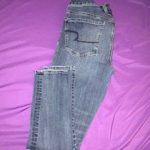 american eagle low rise jeans